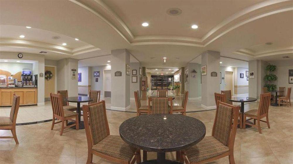 Holiday Inn Express Hotel & Suites Vacaville By Ihg Εξωτερικό φωτογραφία