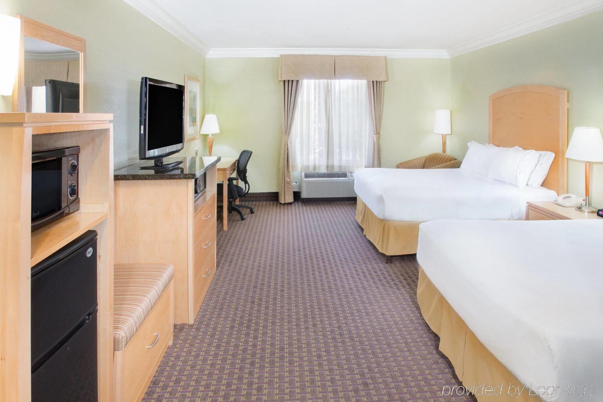 Holiday Inn Express Hotel & Suites Vacaville By Ihg Εξωτερικό φωτογραφία